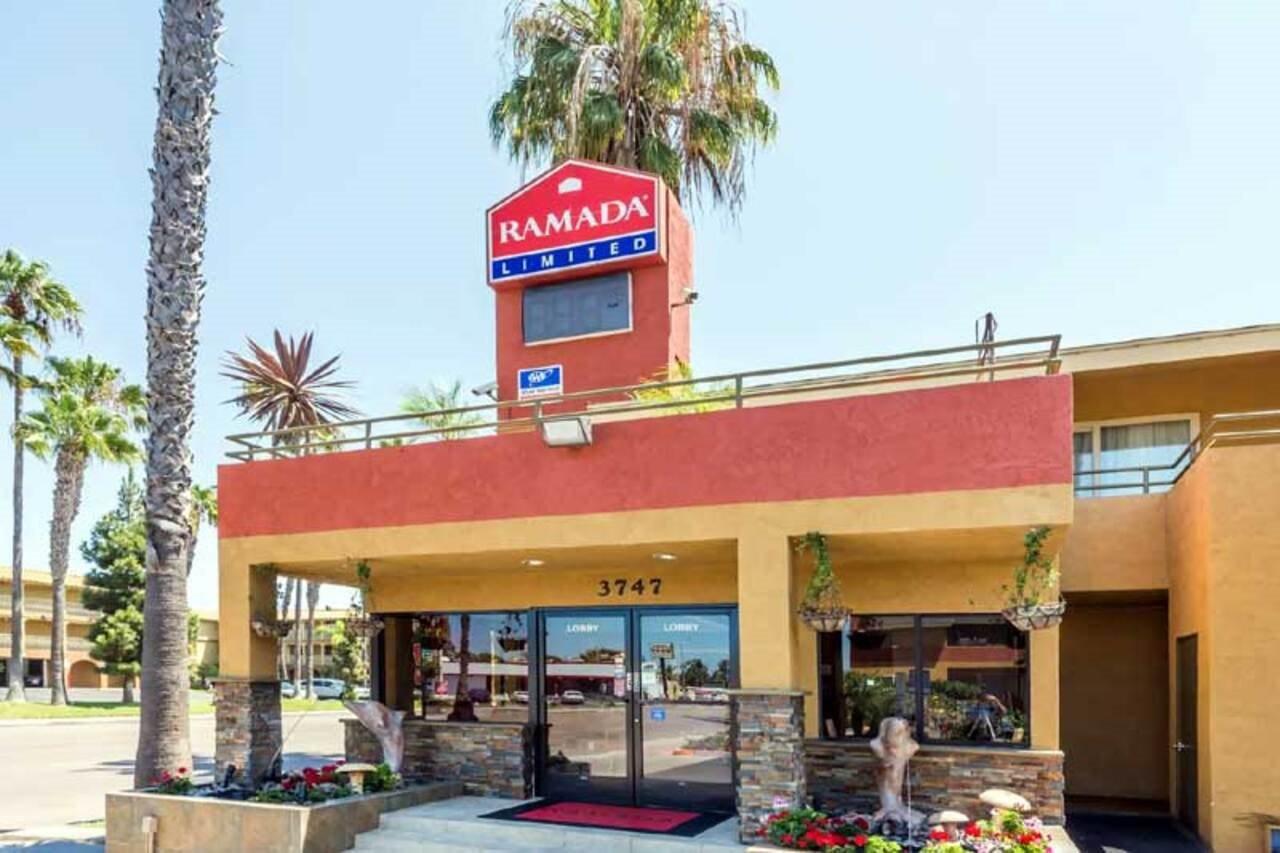Ramada By Wyndham Near Seaworld / Mission